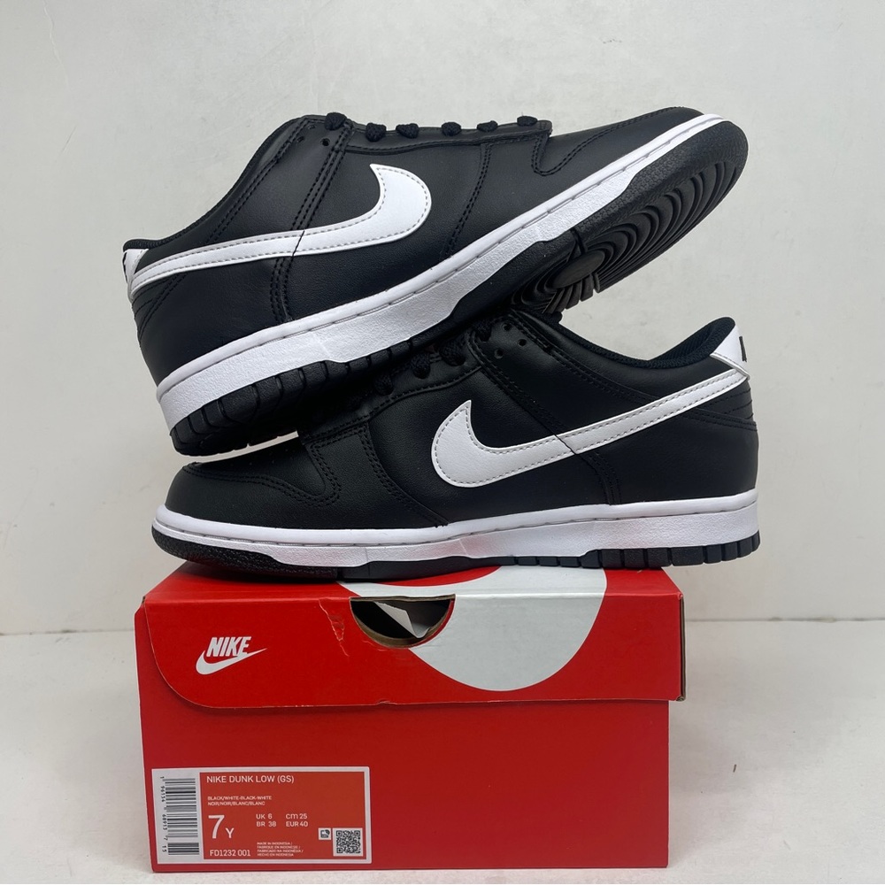 Nike Dunk Low GS “Panda 2.0” 2023 - Picture 3 of 4